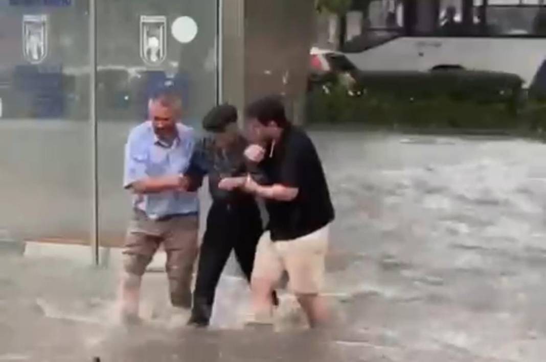 Ankara’da sağanak yaşamı felç etti! Alt geçit ve caddeler sular altında kaldı 18